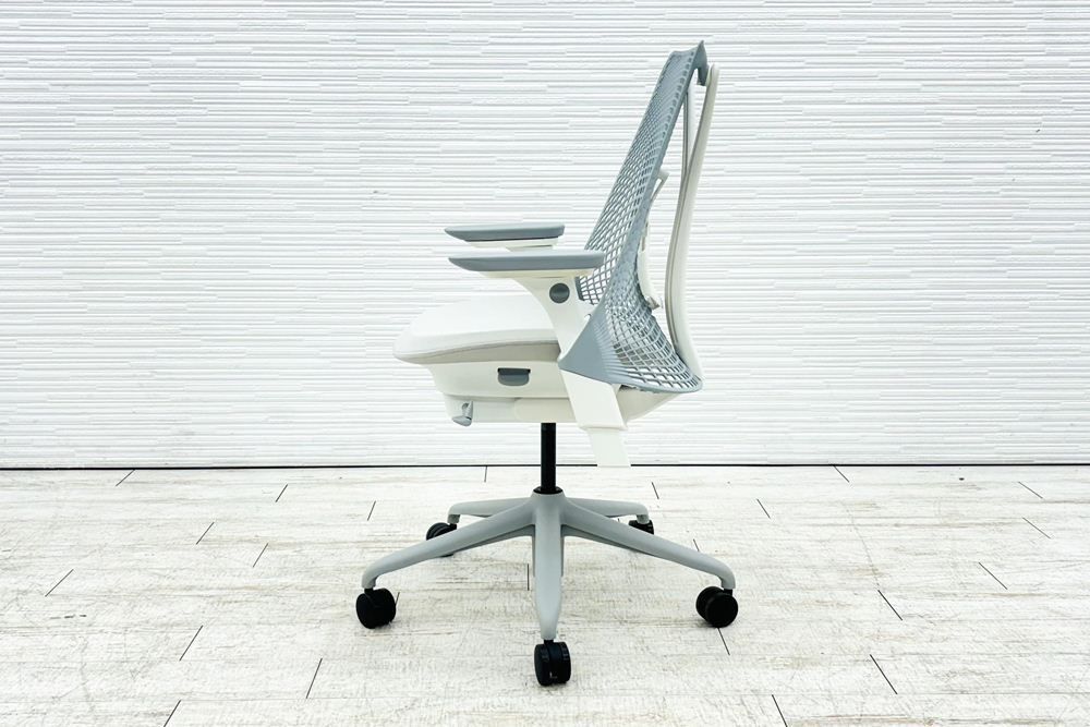未開封未使用品】 ハーマンミラー セイルチェア ミドルバック 未開封未使用品】 ハーマンミラー セイルチェア ミドルバック