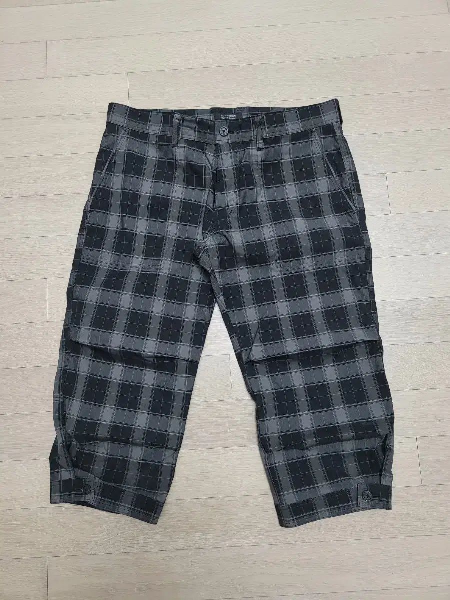 BURBERRY(バーバリー ) 黒 ラベル ノバチェック メンズ 夏パンツ