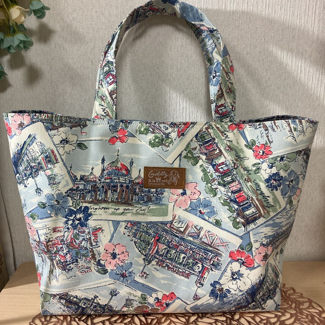 さくら様　トーストバッグ　キャスキッドソンハンドメイド ハンドメイド ラミネートスクエアトートバッグ（キャス