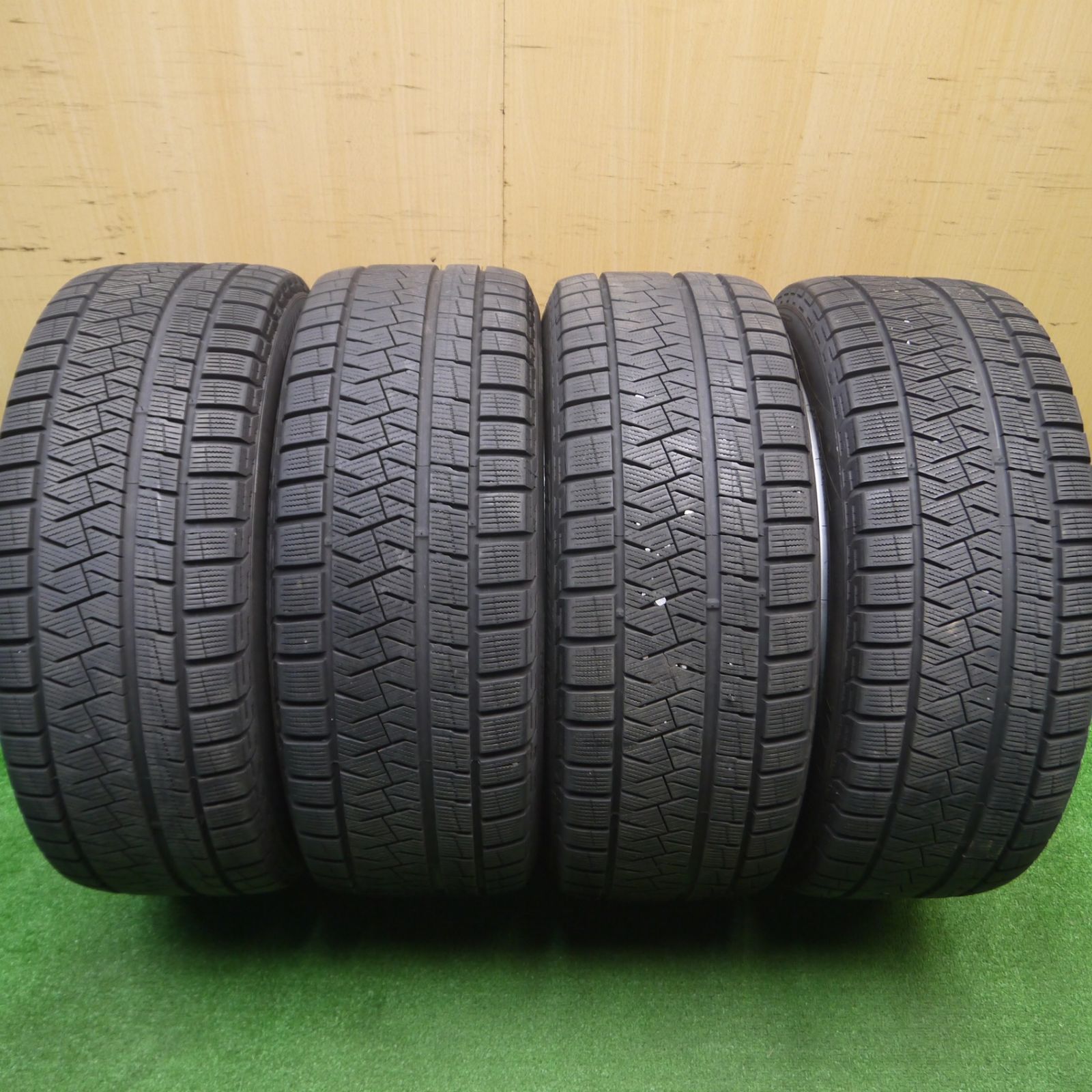 ★スタッドレス バリ溝！ピレリ225/45R17 PIRELLI I① Amazon.co.jp: PIRELLI(ピレリ) スタッドレス 225/45R17 WINTER ICE