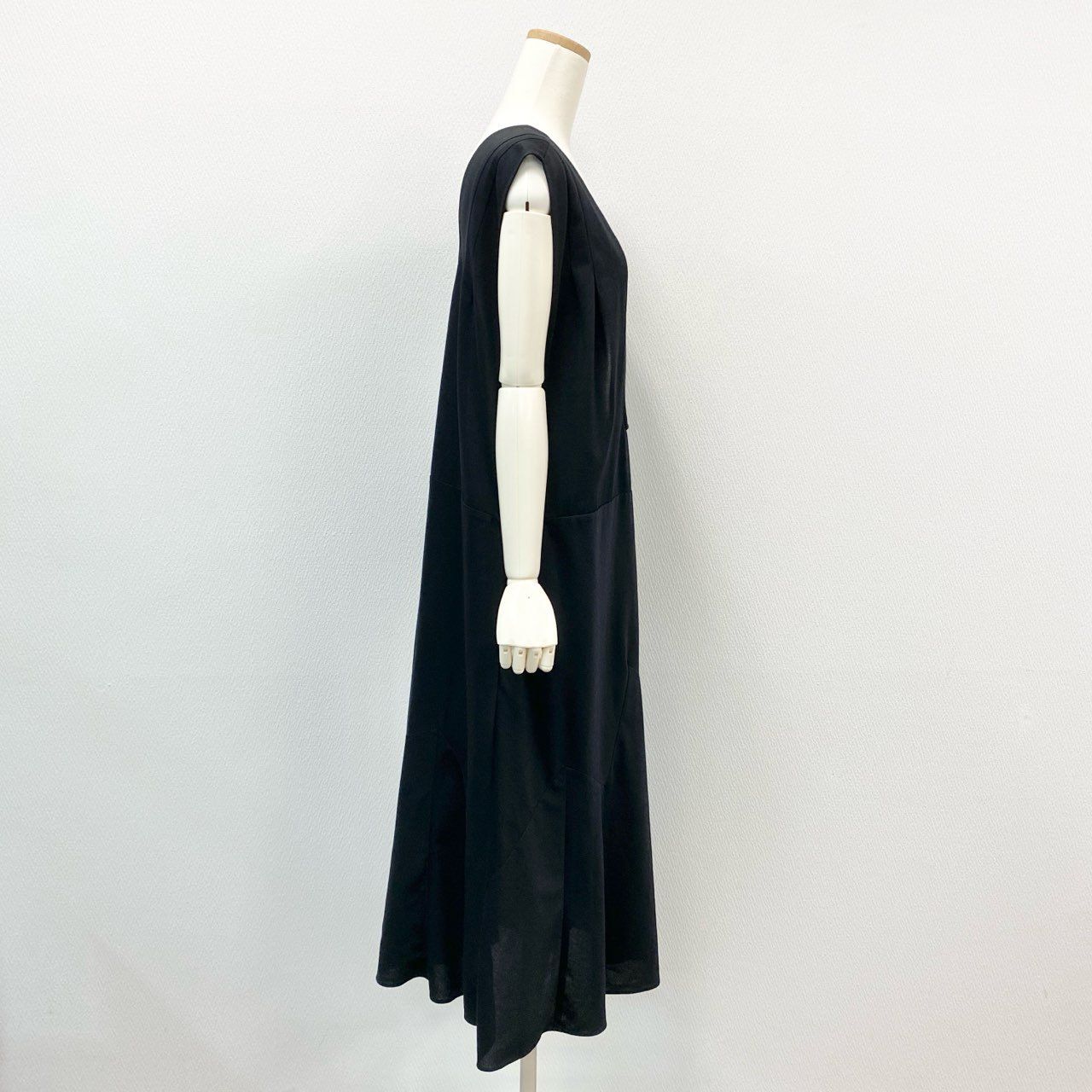 10i16 MORABITO モラビト ノースリーブワンピース ビジュー ライン