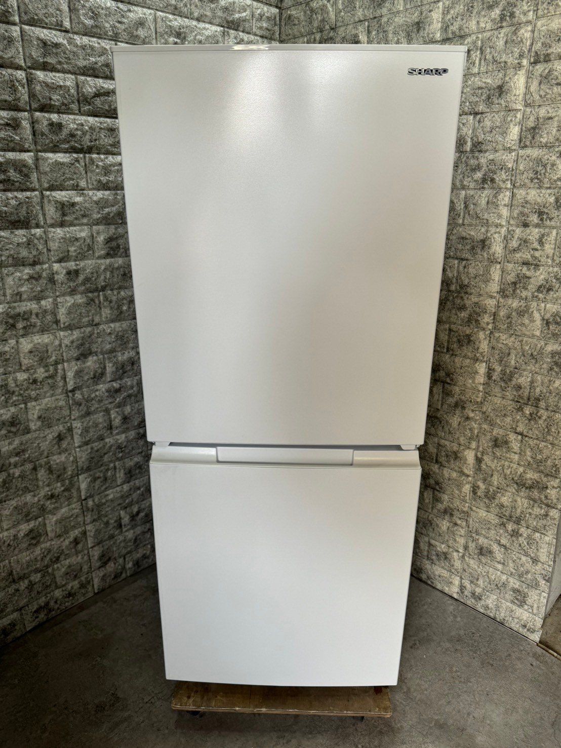 全国送料無料☆3か月保証☆冷蔵庫☆シャープ☆2022年☆152L☆SJ-D15J-W  
