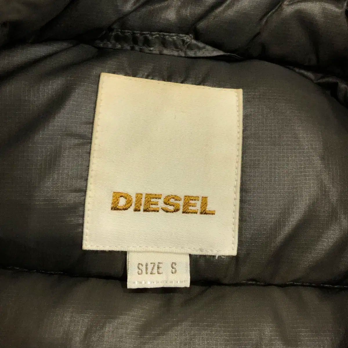 ダウン ダウンジャケット