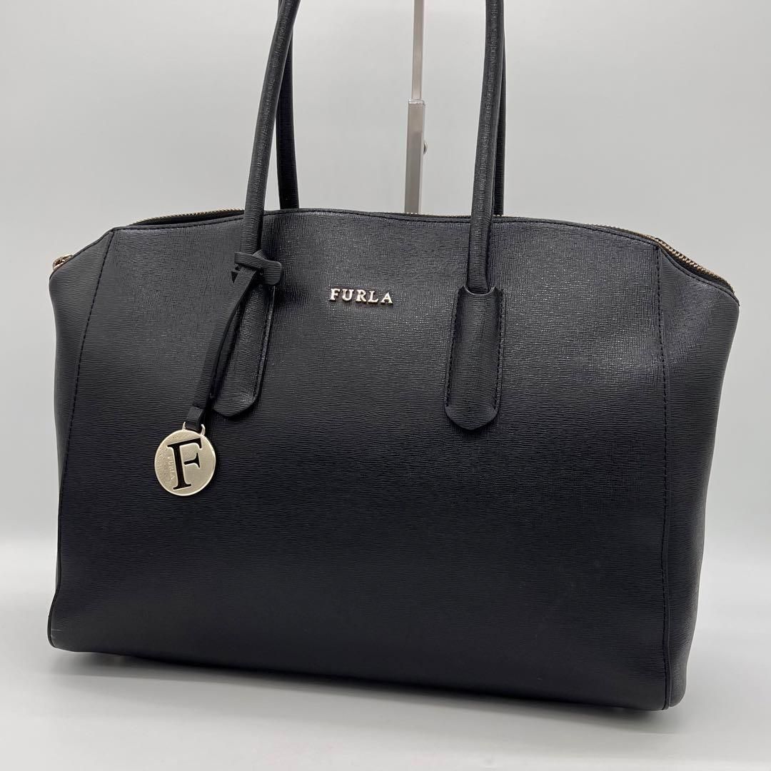 【新品未使用】FURLA   フルラ　テッサ　トートバッグ　A4収納可能約700g