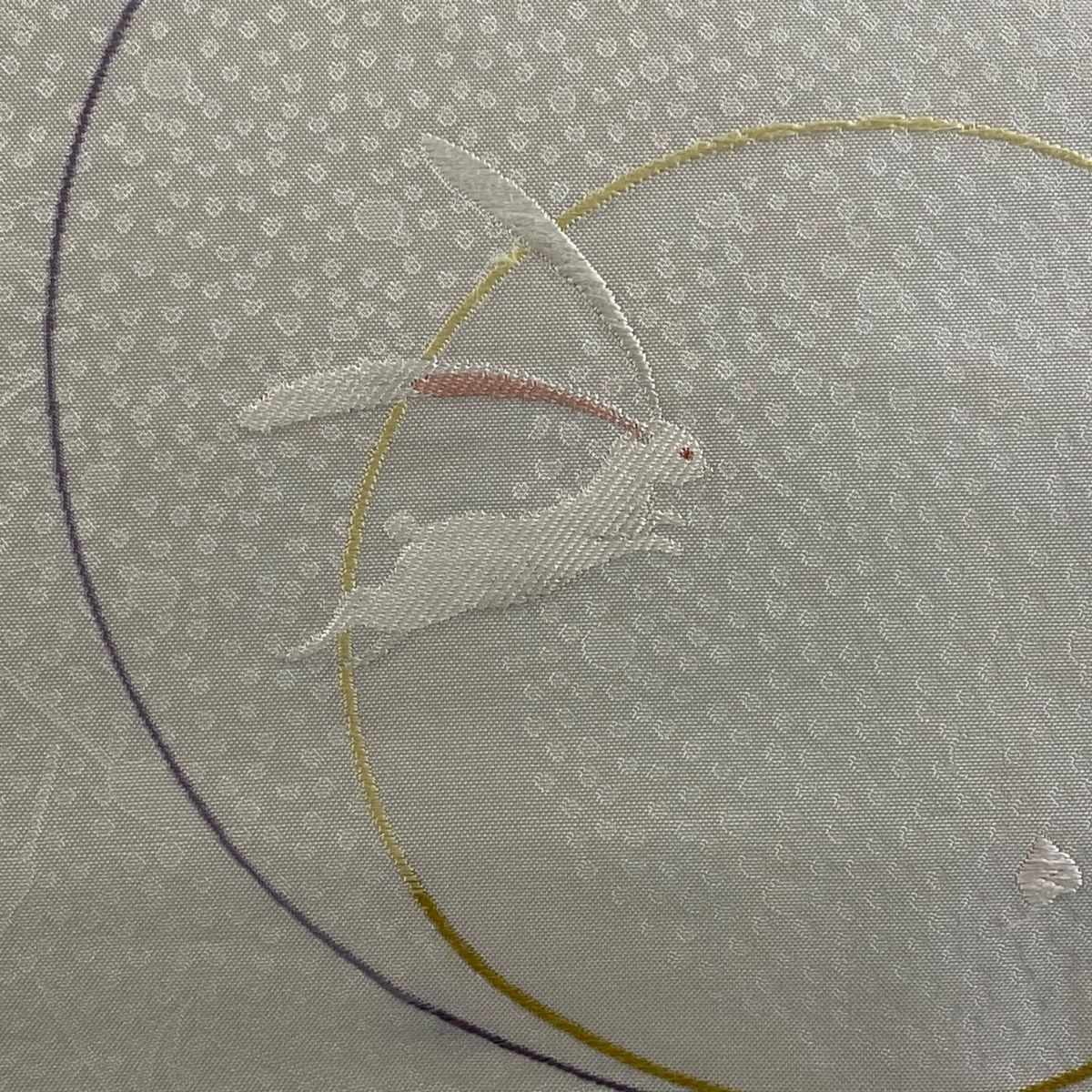 名古屋帯 名品 うさぎ 桜 金糸 灰白 正絹