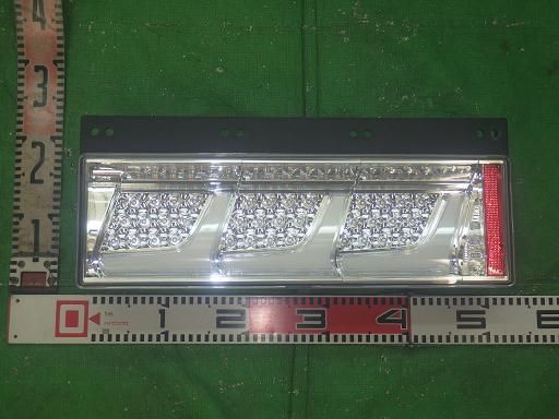 3連テール クリア