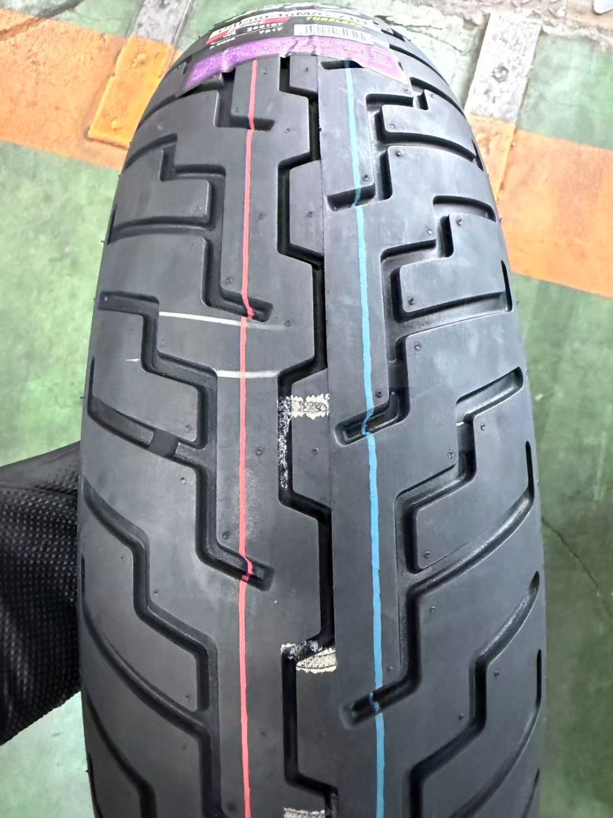 ３営業日以内発送 DUNLOP Kabuki D404F 150 80-16 フロント用 BRIGHTFACE_UK