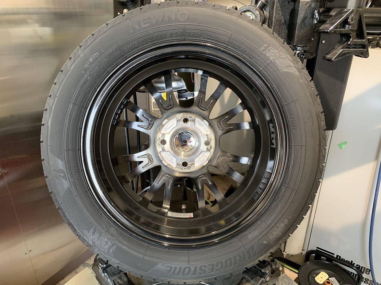 Exceeder 14インチ 4.5J +43 PCD100 4H 軽自動車 ワゴンR N-BOX タント