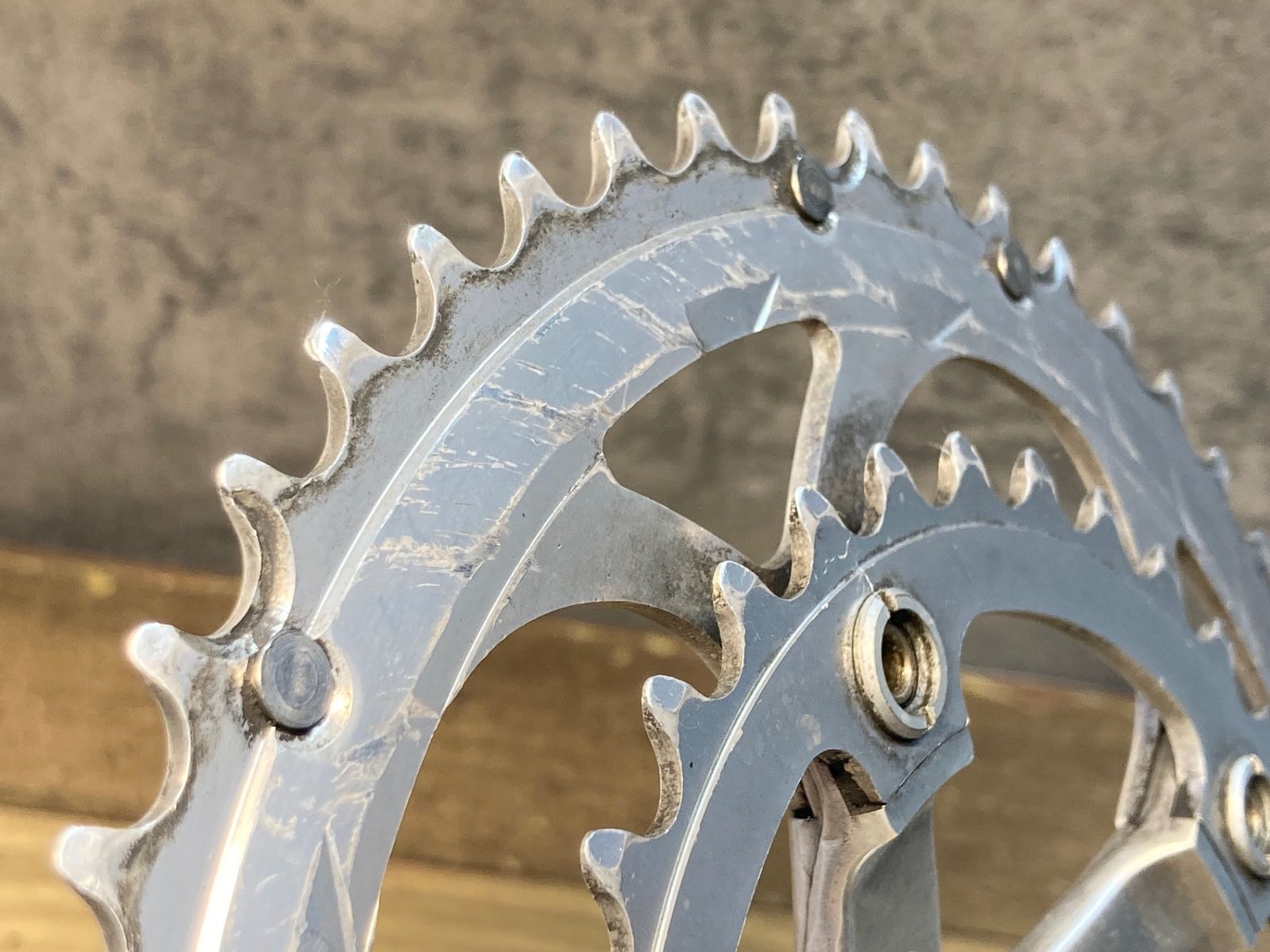 JG811 カンパニョーロ