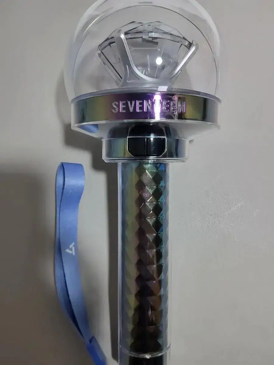 セブチ  ペンライト SEVENTEEN カラット棒 ver2 セブチ ペンライトver2 - メルカリ