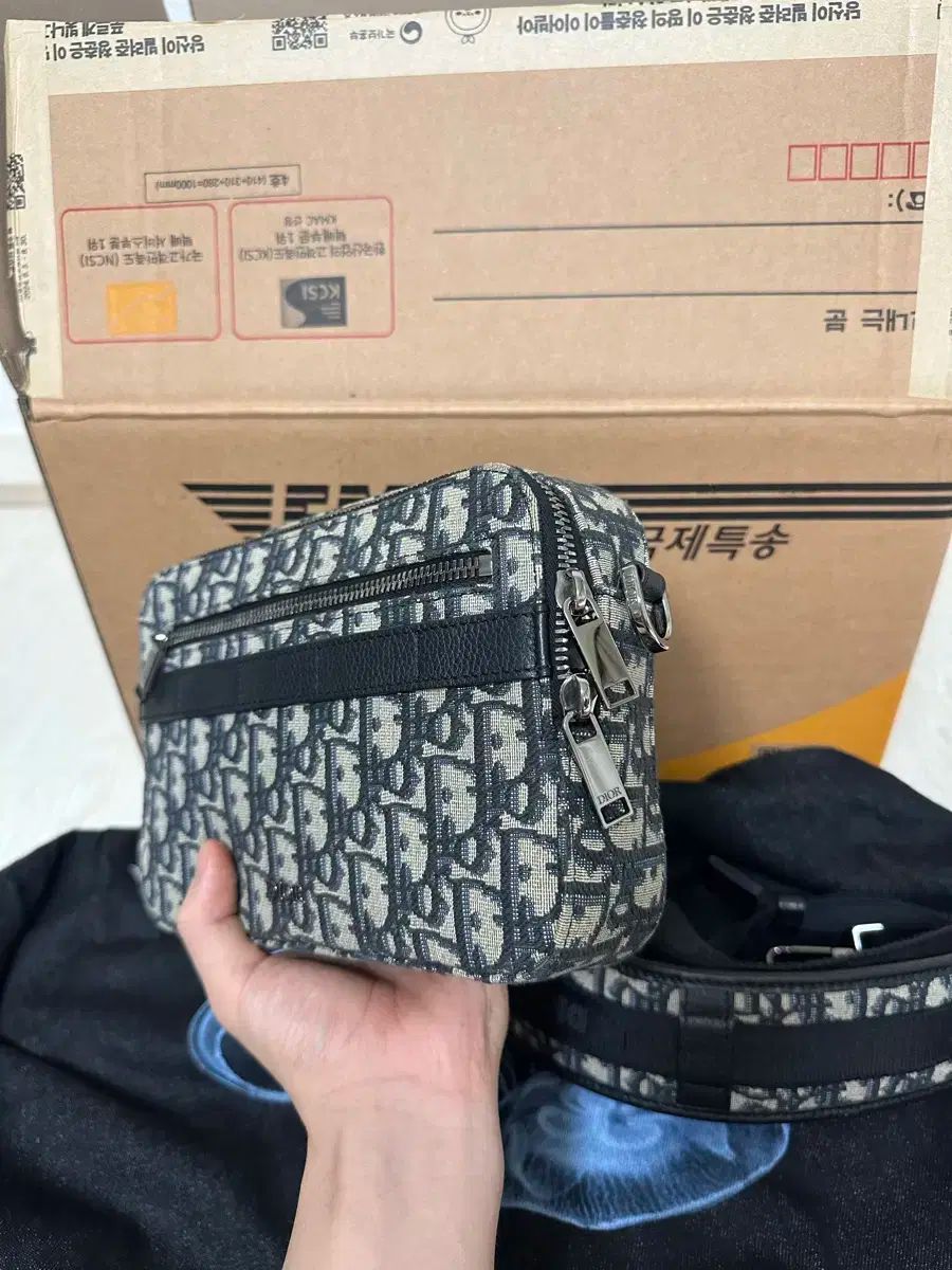 Dior ディオール Safari メッセンジャーバッグ