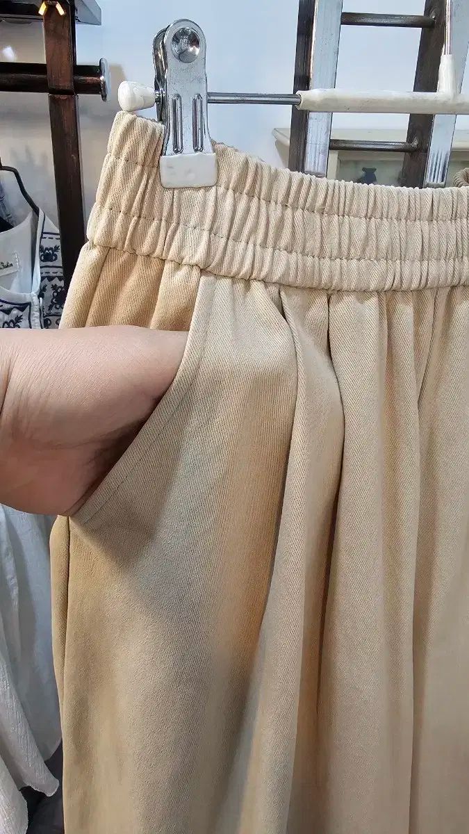 サルエルパンツ