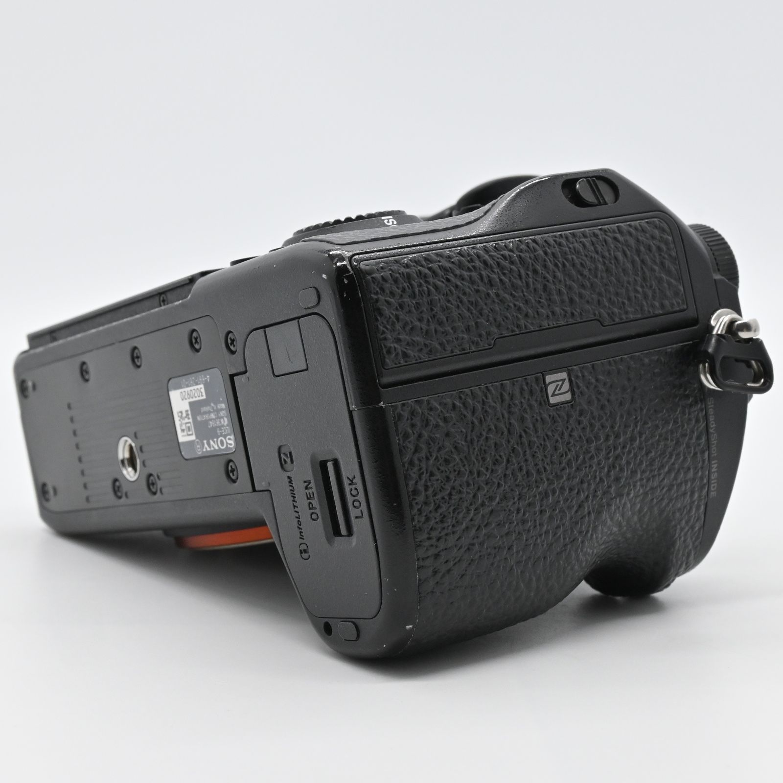 SONY α9 ICLE-9 ショット数　1229枚 SONY α9 ILCE-9 ショット数 16866回 - メルカリ
