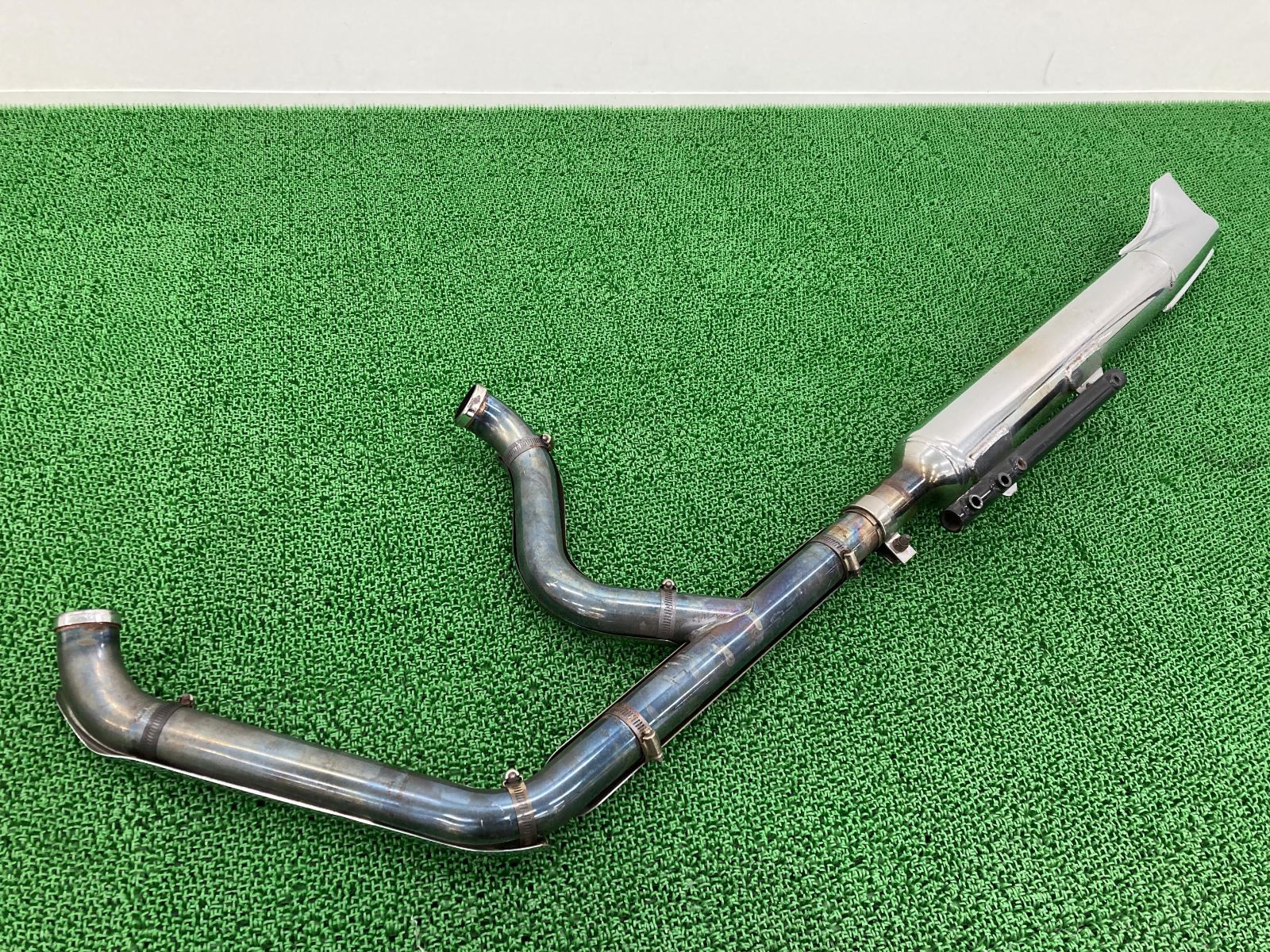 FUです。 ソフテイル マフラー 65943-96 ハーレー 純正 中古 バイク 部品 エボ