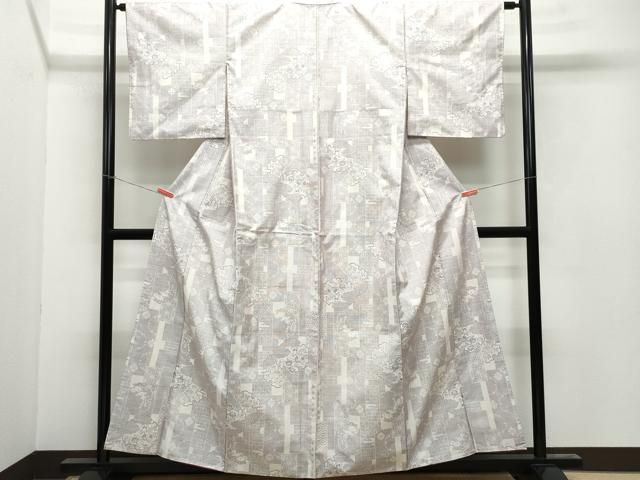 平和屋着物○本場大島紬 白大島 9マルキ 雪輪草花文 正絹 逸品