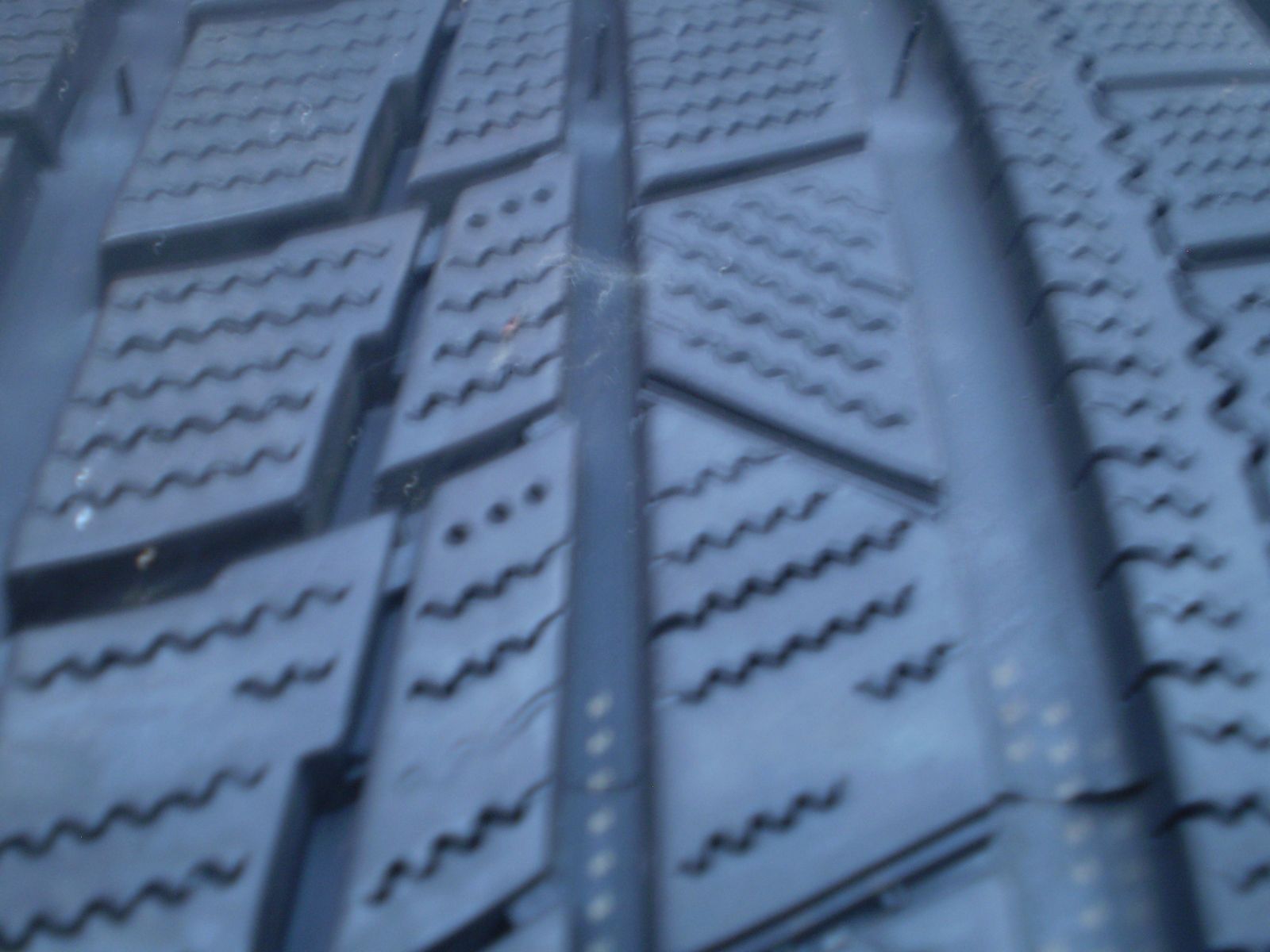 定評のある スタッドレスタイヤ 225|45R17 SNU WIDE 4本セット