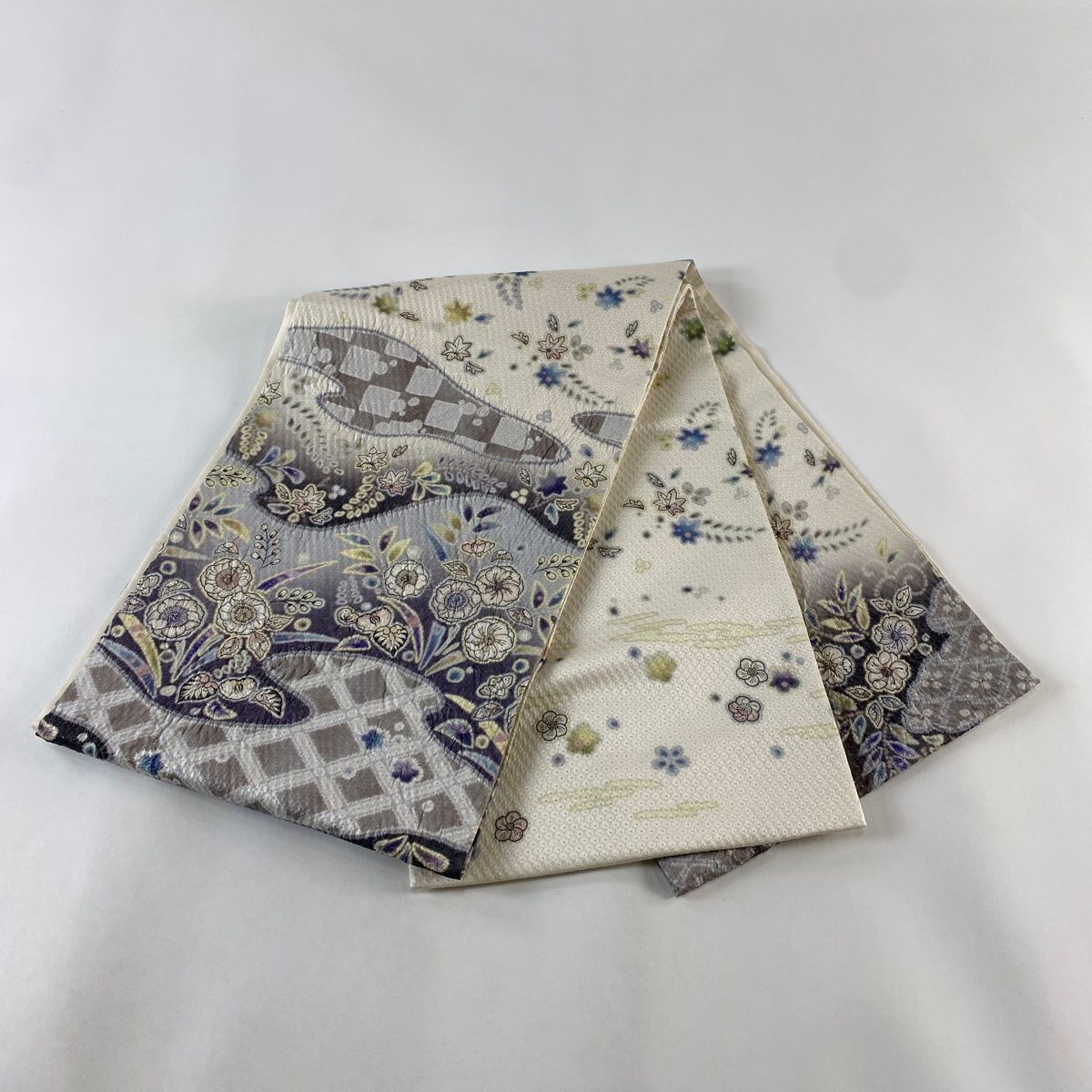 袋帯 美品 名品 雪輪 華文 金銀糸 箔 灰紫 お太鼓柄 正絹 袋帯 秀品 華文 ヱ霞 金糸 金銀彩 金色 お太鼓柄 正絹 中古 在庫