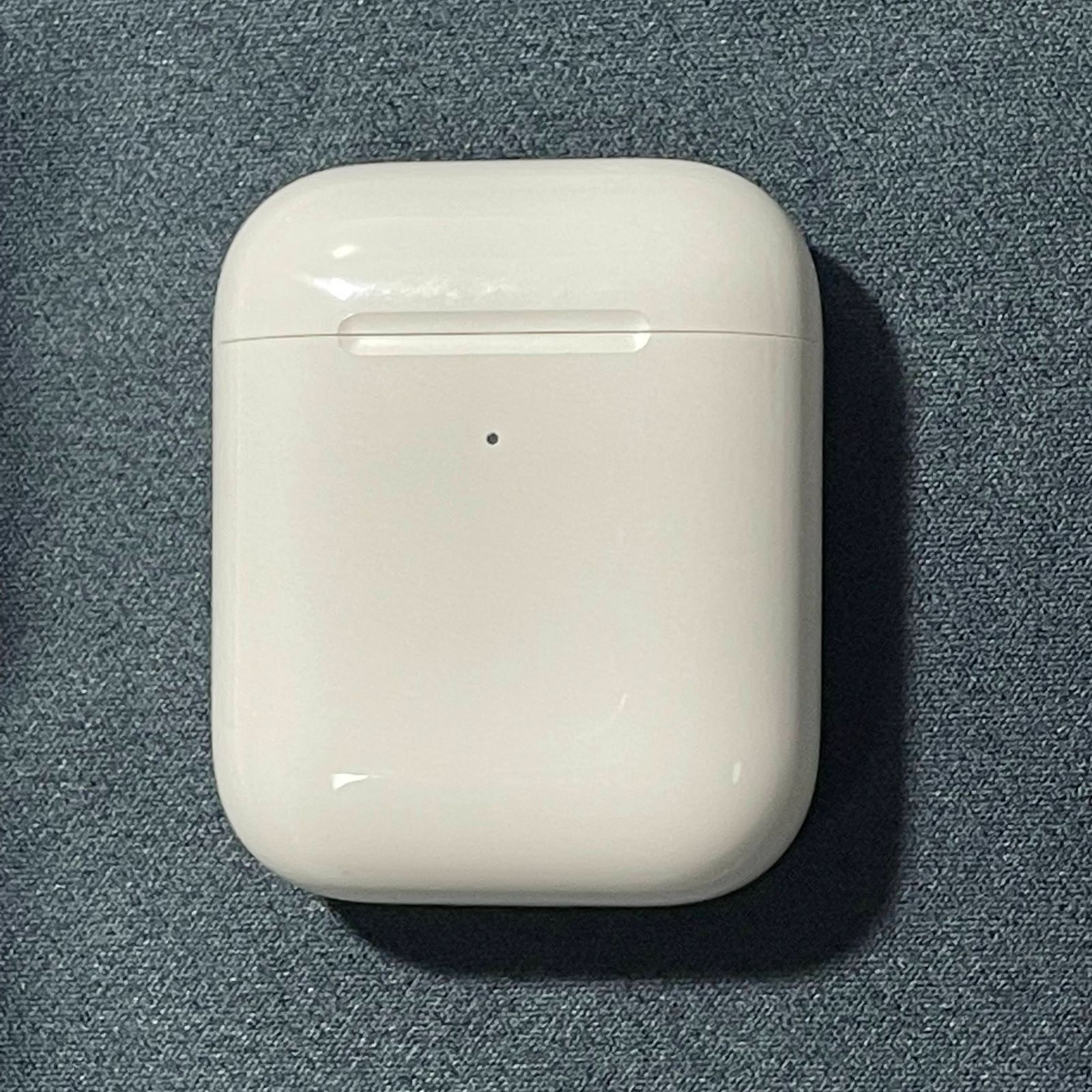 AirPods 第2世代 ワイヤレス充電ケースのみ 新品 Appleエアーポッズ 