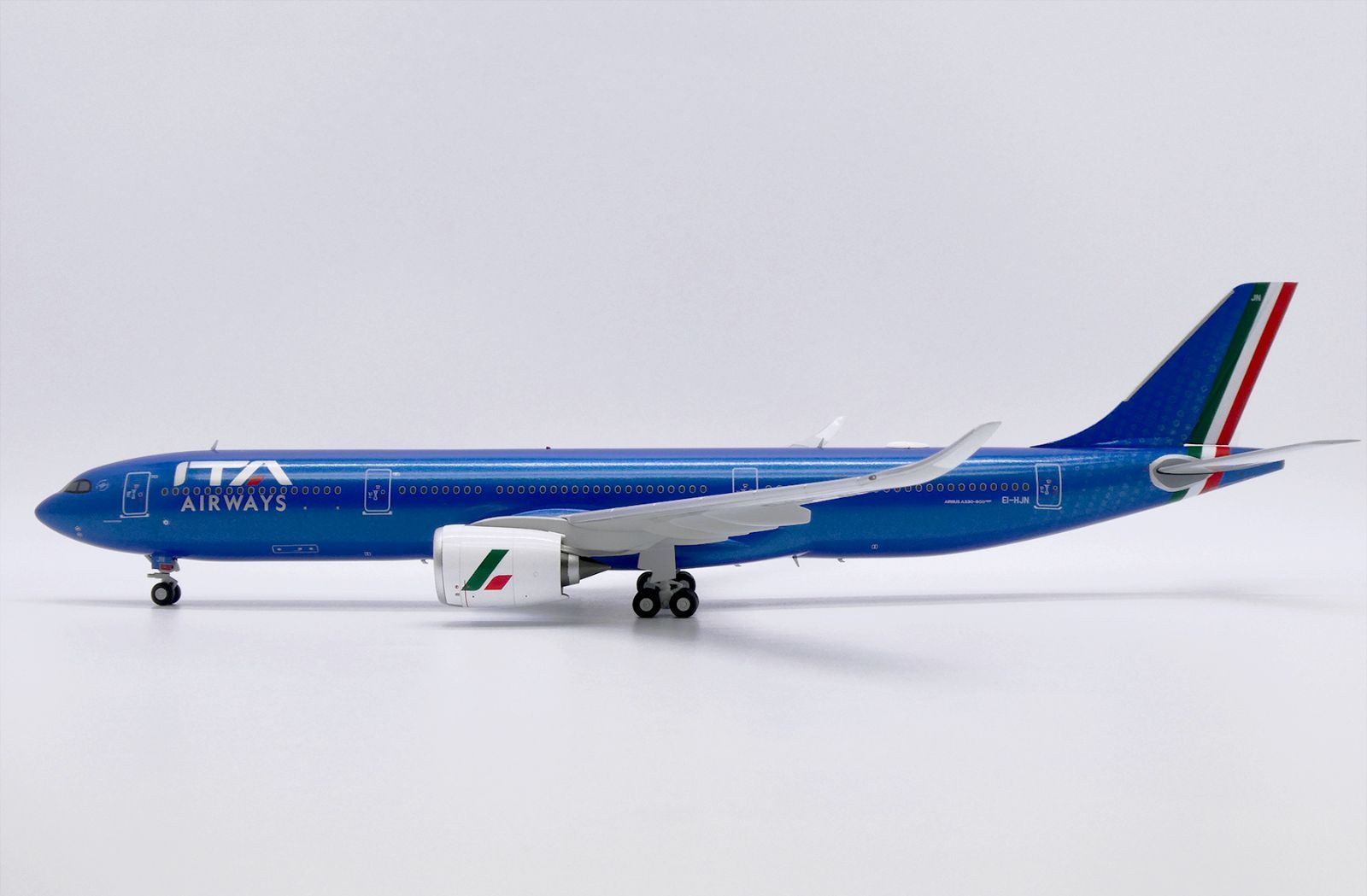 Jcwings ITAエアウェイズ A330-900 EI-HJN 1|200 XX20380