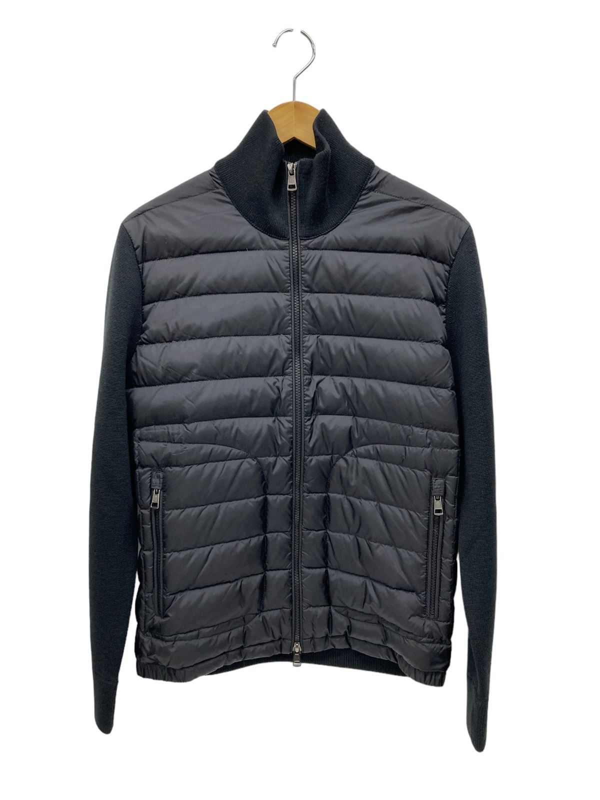 MONCLER (モンクレール) CARDIGAN TRICOT ダウン パディング入り カーディガン I20919B50700 A9341 S  ブラック メンズ/028 - メルカリ