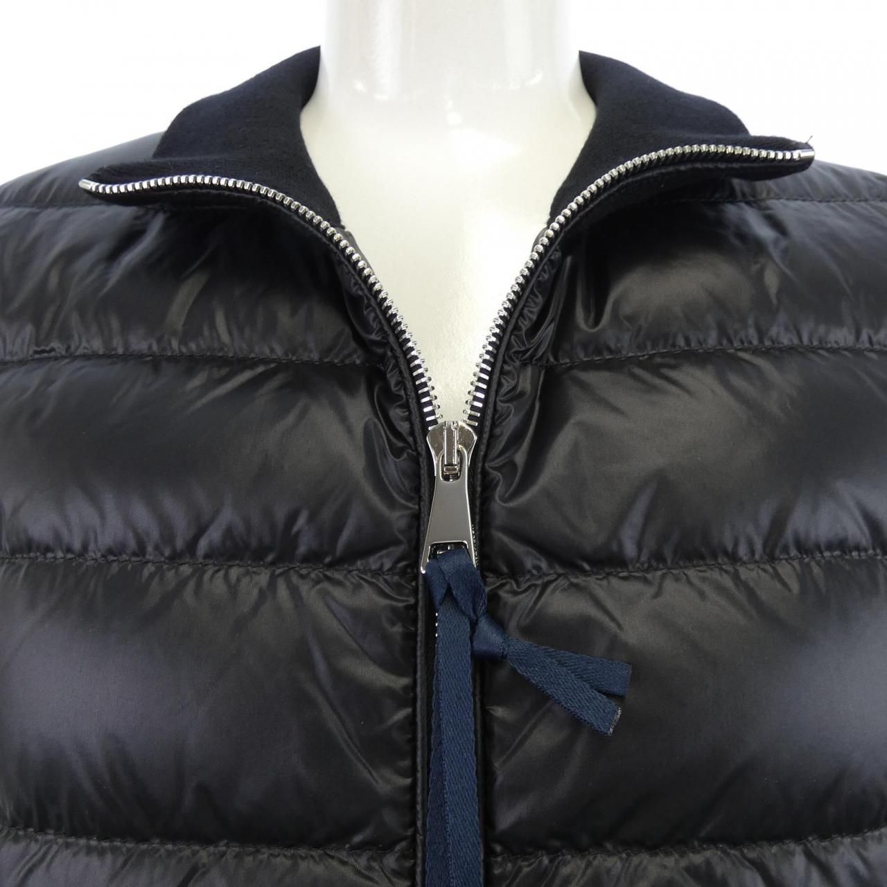 MONCLER 20939B00023