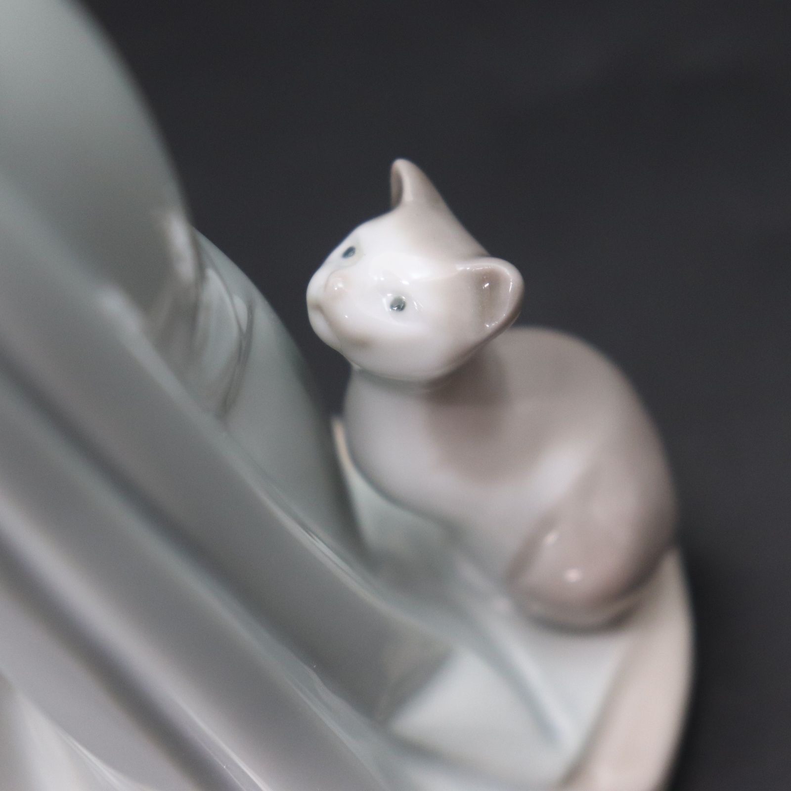 ITZNFZCY9CBW LLADRO リヤドロ 私のことも忘れないで #5743 少女