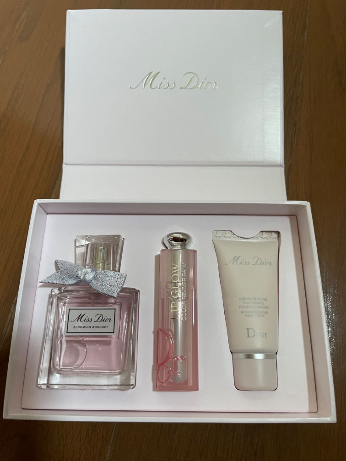 Dior ミス ディオール コフレ Amazon | Dior ミス ディオール コフレ/ミスディオール