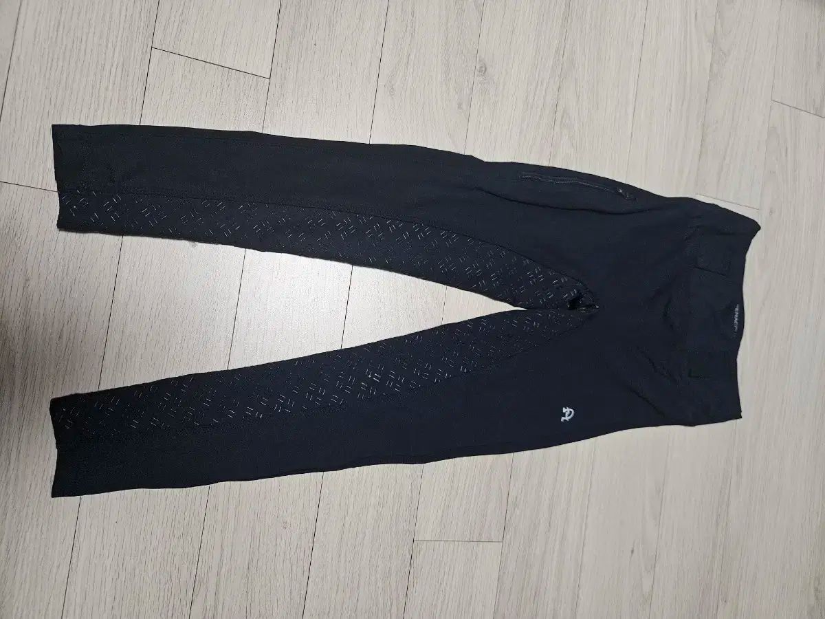 フェナナイキコリア キッズ