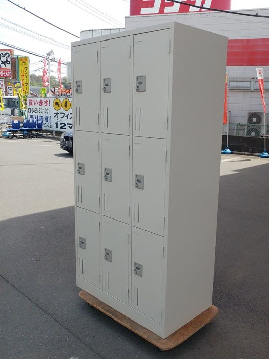 ９人用ロッカーダイヤル錠３列３段