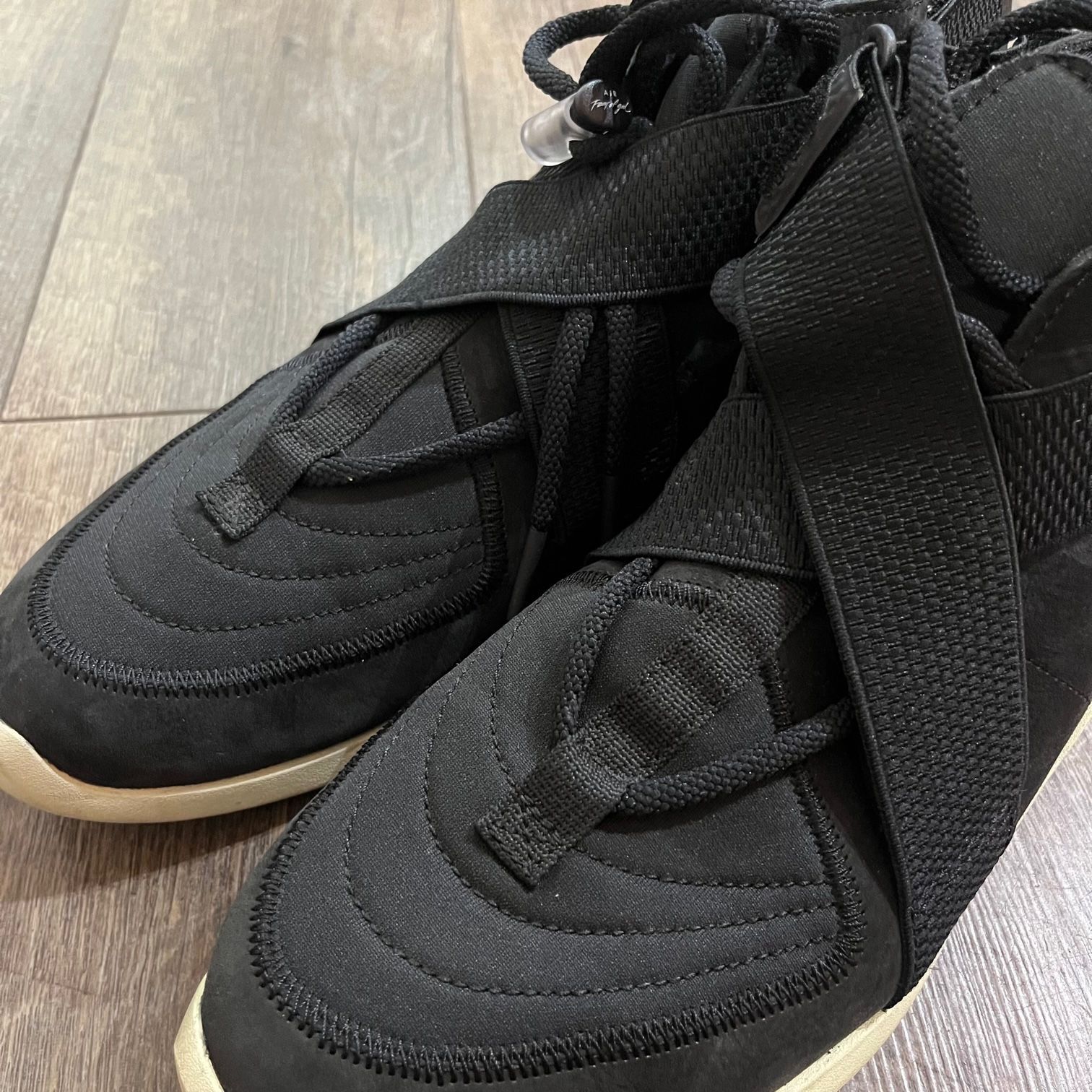 国内正規 NIKE AIR FEAR OF GOD 1 コラボ ナイキ エア フィア オブ ゴット ワン ブラック/ブラック-フォッシル スニーカー  AT8087-002 28cm - メルカリ