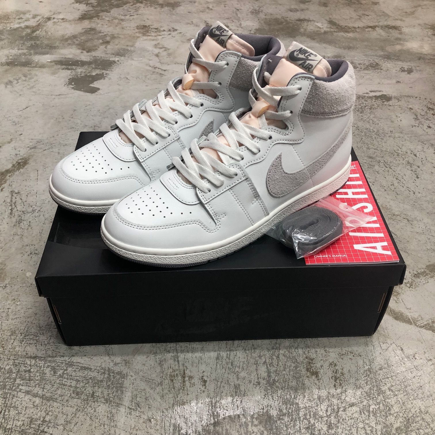 新品 NIKE Jordan Air Ship SP Tech Grey DZ3497-100 エアシップ