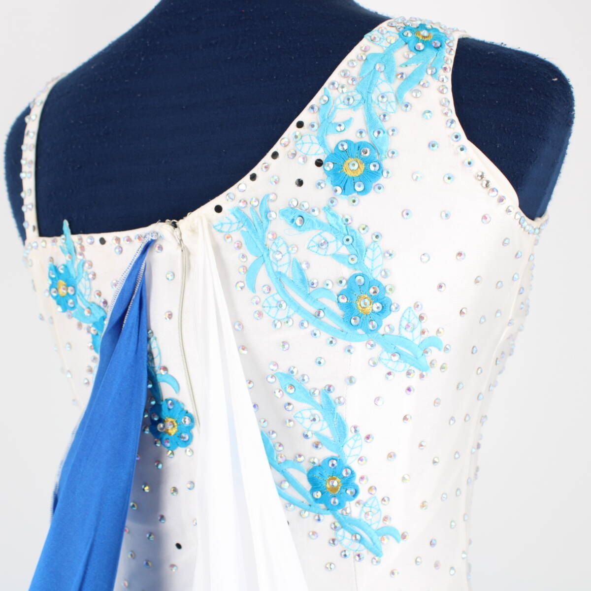 社交ダンス衣装】ホワイト ワンピース ドレス 白 青 グラデーション