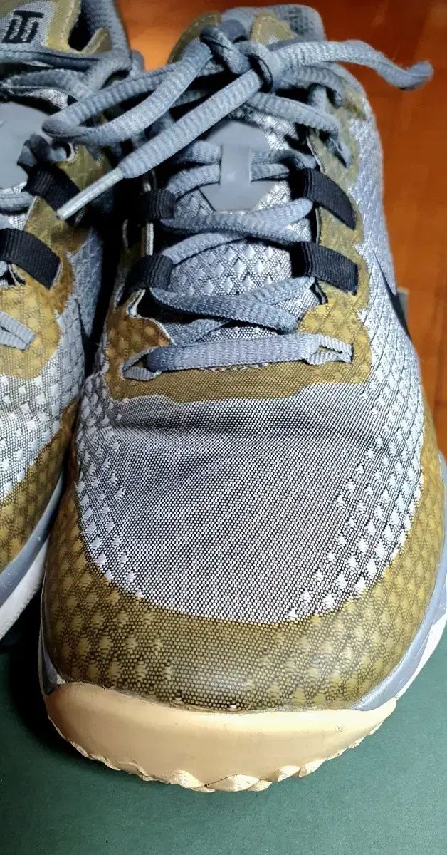 極美品 MAGNANNI オパンケ EU40 茶色 パティーヌ 限定値下げ！極美品