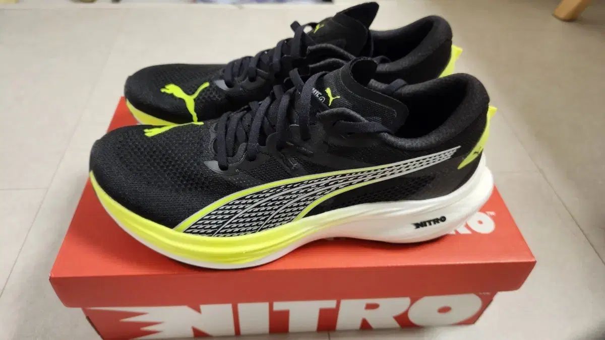 PUMA プーマ 分割 ニトロ 3 ワイド 280 ランニングシューズ