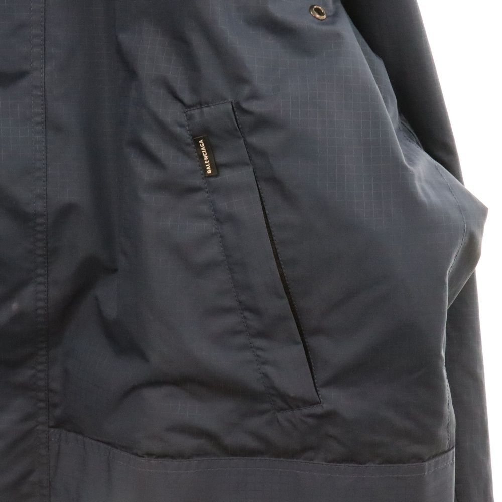 BALENCIAGA バレンシアガ ナイロンジャケット グレー ネイビー BALENCIAGA / バレンシアガ | 2020 | BB logo color block nylon