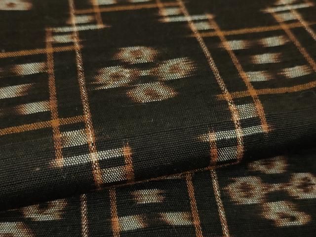 平和屋着物□極上 国指定重要無形文化財 本場久米島紬 手織