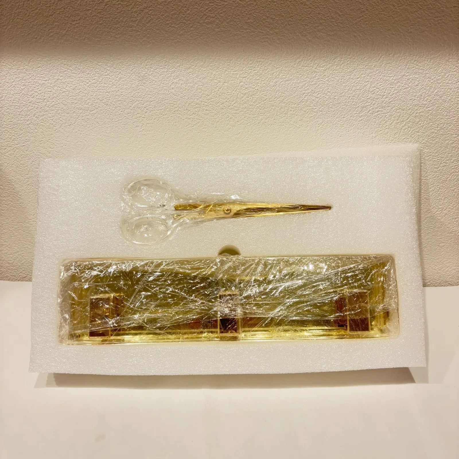 アクリルゴールドリーフ