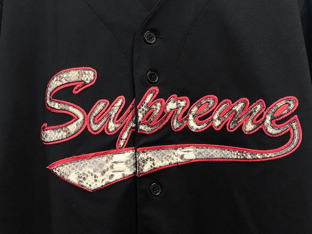 Supreme Snake Script Logo Baseball Jersey シュプリーム スネーク スクリプト ロゴ ベースボールシャツ -  メルカリ