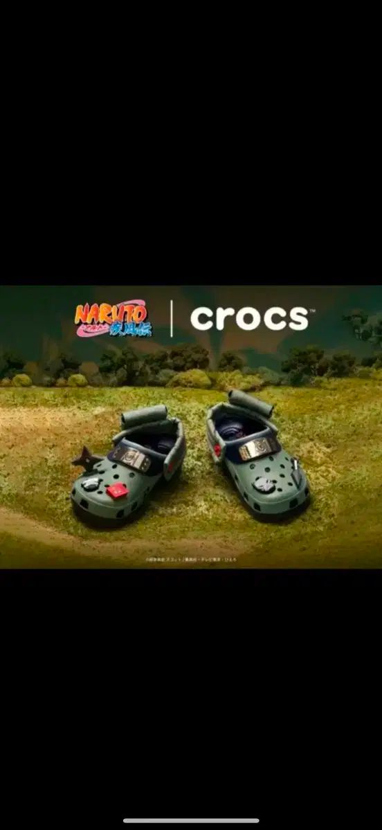 crocs クロックス X ナルト カカシ クラシック 下駄と ジビッツ 290