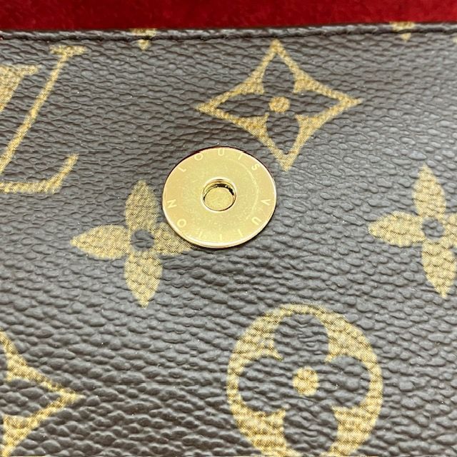 モノグラム M51164