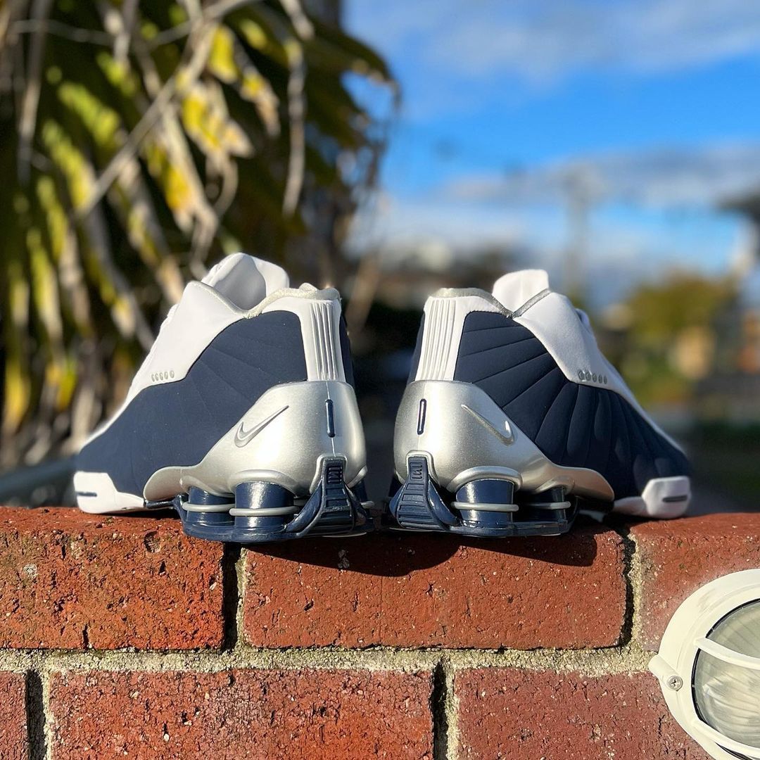 Nike ナイキ Shox ショックス BB4 シドニーオリンピック 楽天市場】お得な割引クーポン発行中!!【送料無料 ナイキ