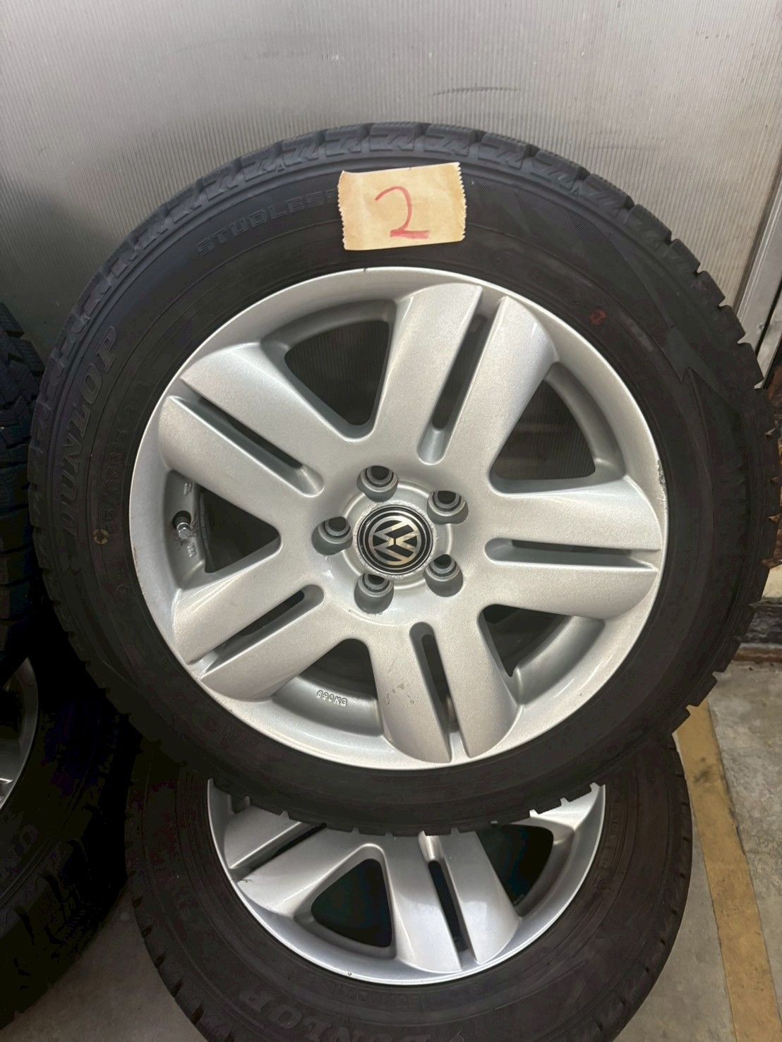 フォルクスワーゲン ポロ TSI ハイラインマスター 6RCJZ スタッドレスタイヤ 純正アルミホイール 185 60 15４本セット み FFCRYSTALESIA_COM