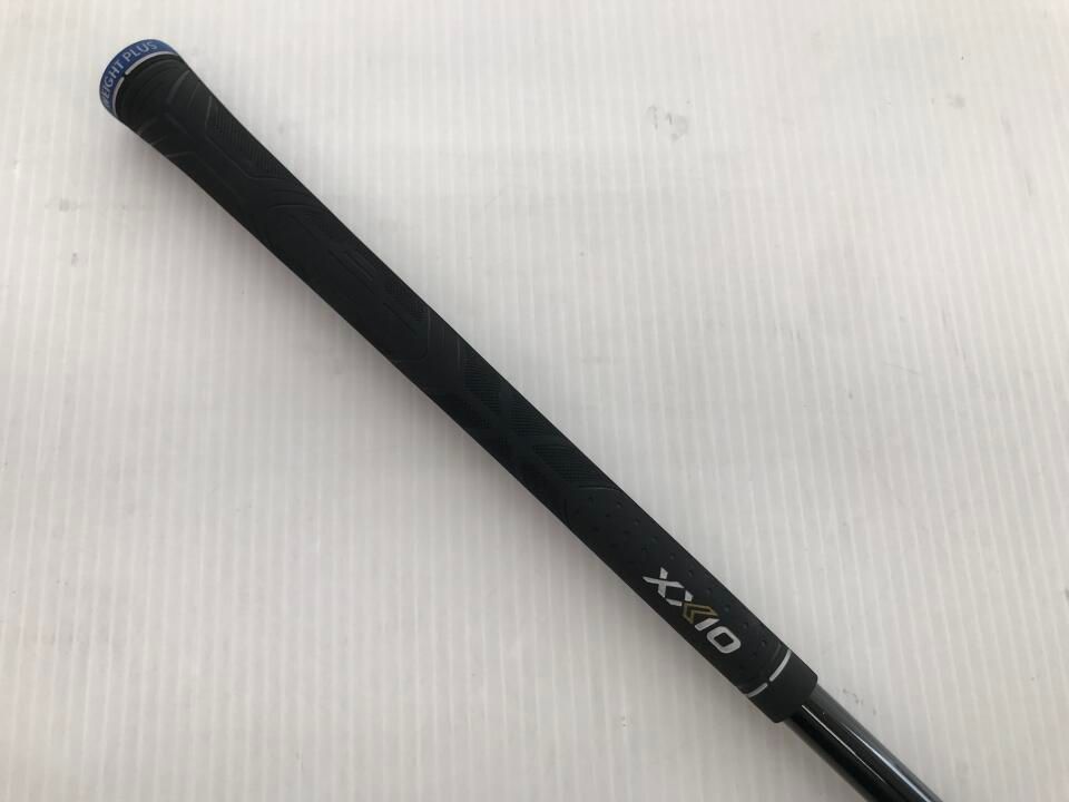 R |