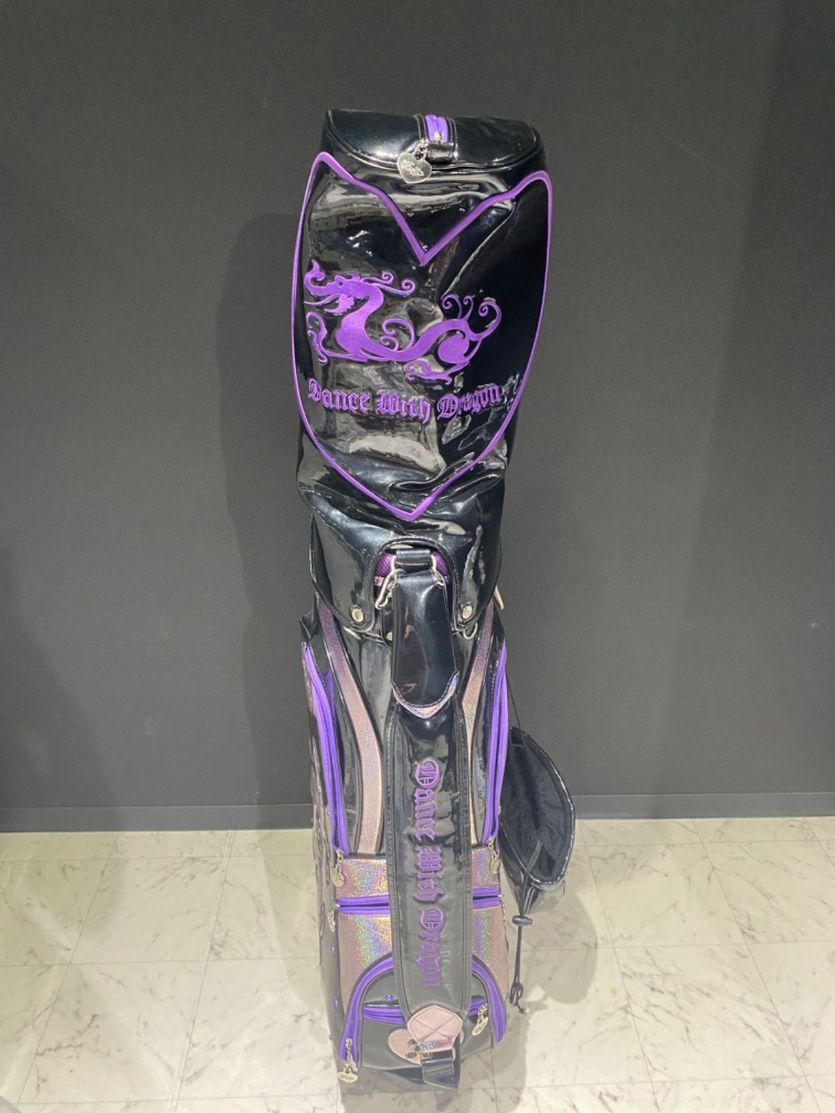 Dance With Dragonダンスウィズドラゴンキャディバッグ