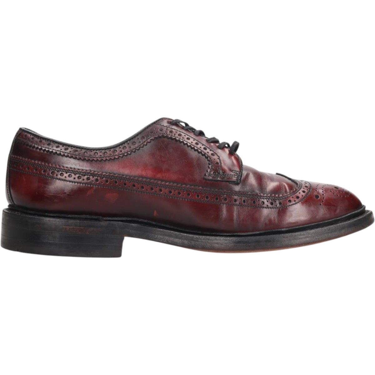 ウイングチップシューズ