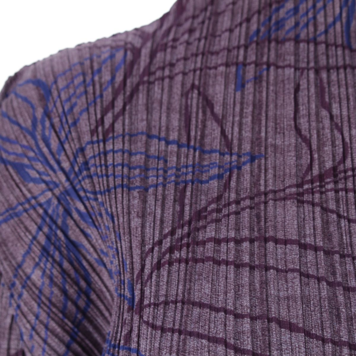 プリーツプリーズ イッセイミヤケ ポリエステル 草木柄 長袖ボトル