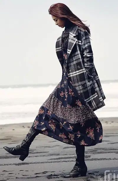 サースデーアイランド フラワー ONE PIECE