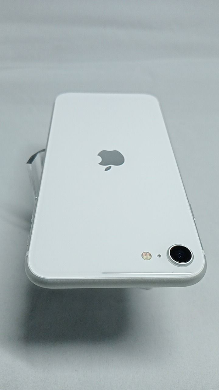 動作確認済！ iPhoneSE第2世代 A2296 64GB 本体 ホワイト SIMフリー 117547