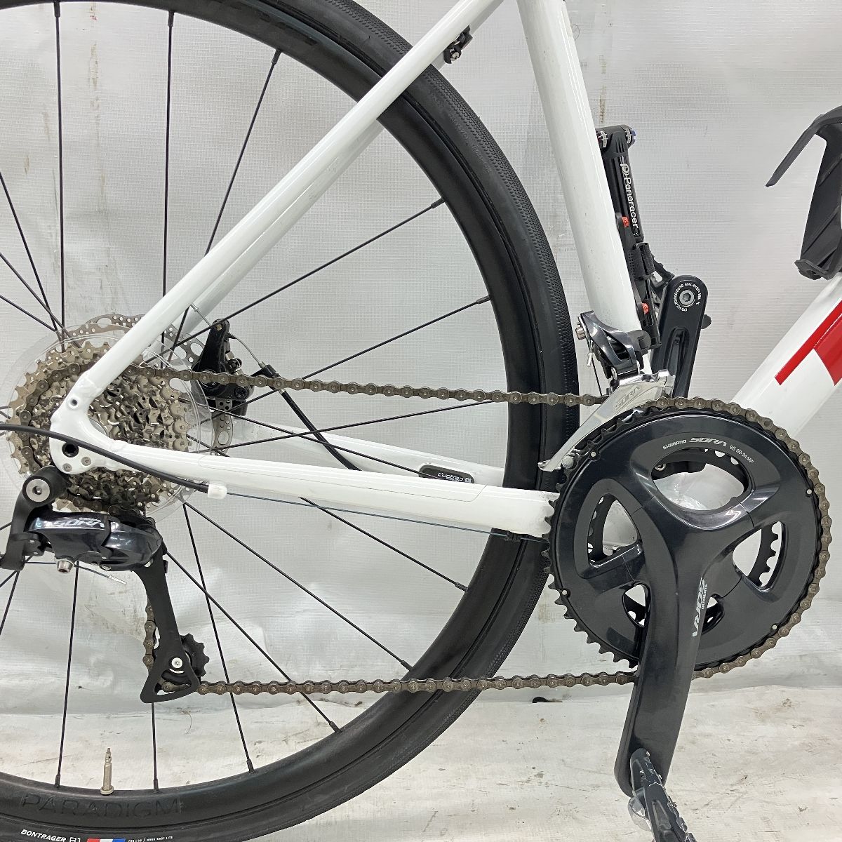 TREK DOMANE AL3 Disc 52サイズ ロードバイク ホワイト系 TREK DOMANE AL3 Disc 52サイズ ロードバイク ホワイト系