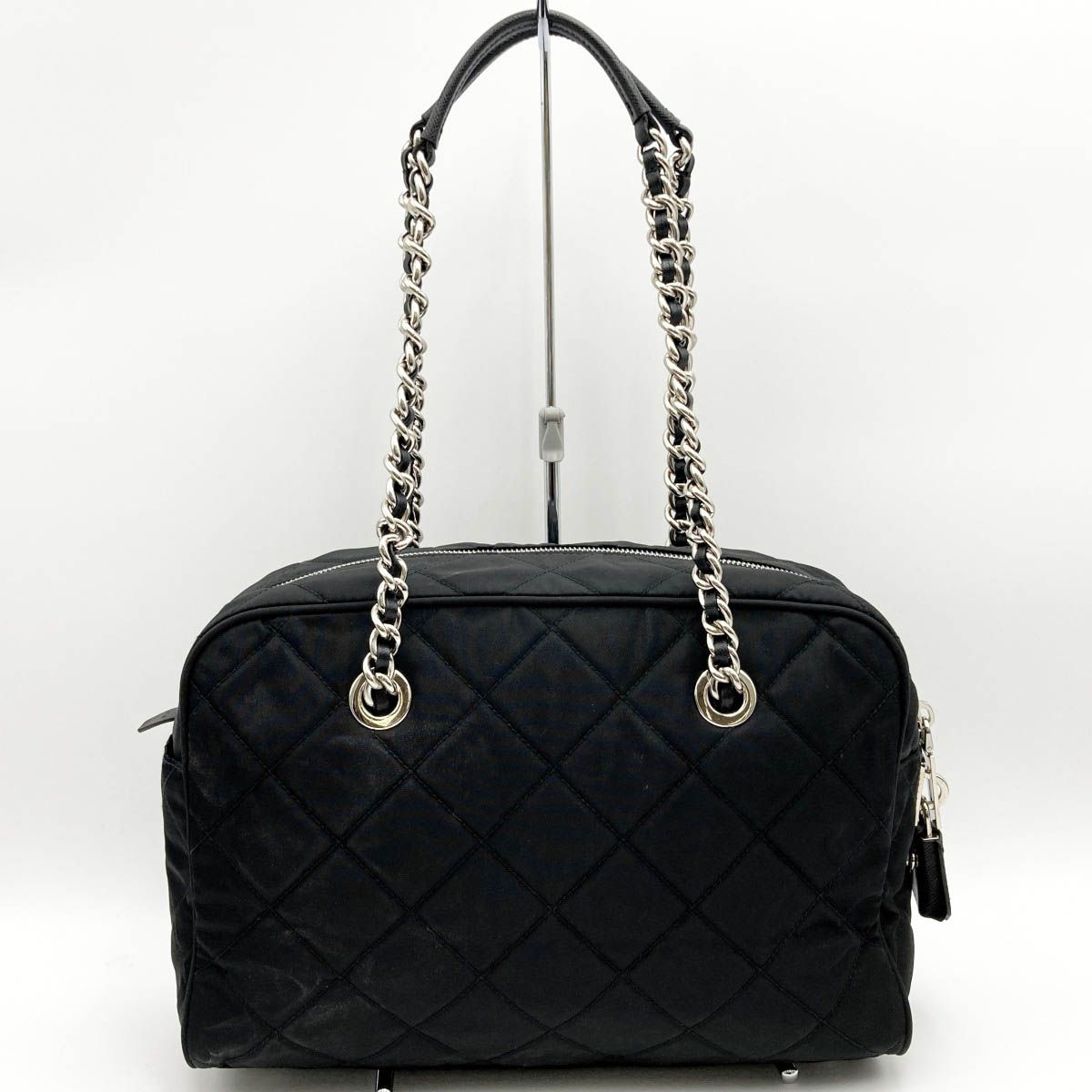 美品 PRADA プラダ ショルダーバッグ チェーンショルダー 肩掛け 美品 PRADA プラダ ショルダーバッグ チェーンショルダー 肩掛け